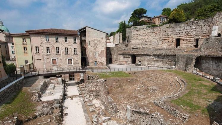 Brescia, il 27 ottobre sono partirti i lavori di scavo archeologico del Teatro Romano